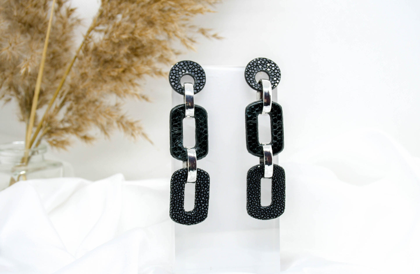 Barong Barong - Boucles d'oreilles noire