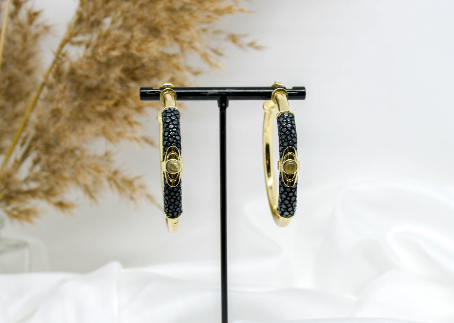 Barong Barong - Boucles d'oreilles petite noires